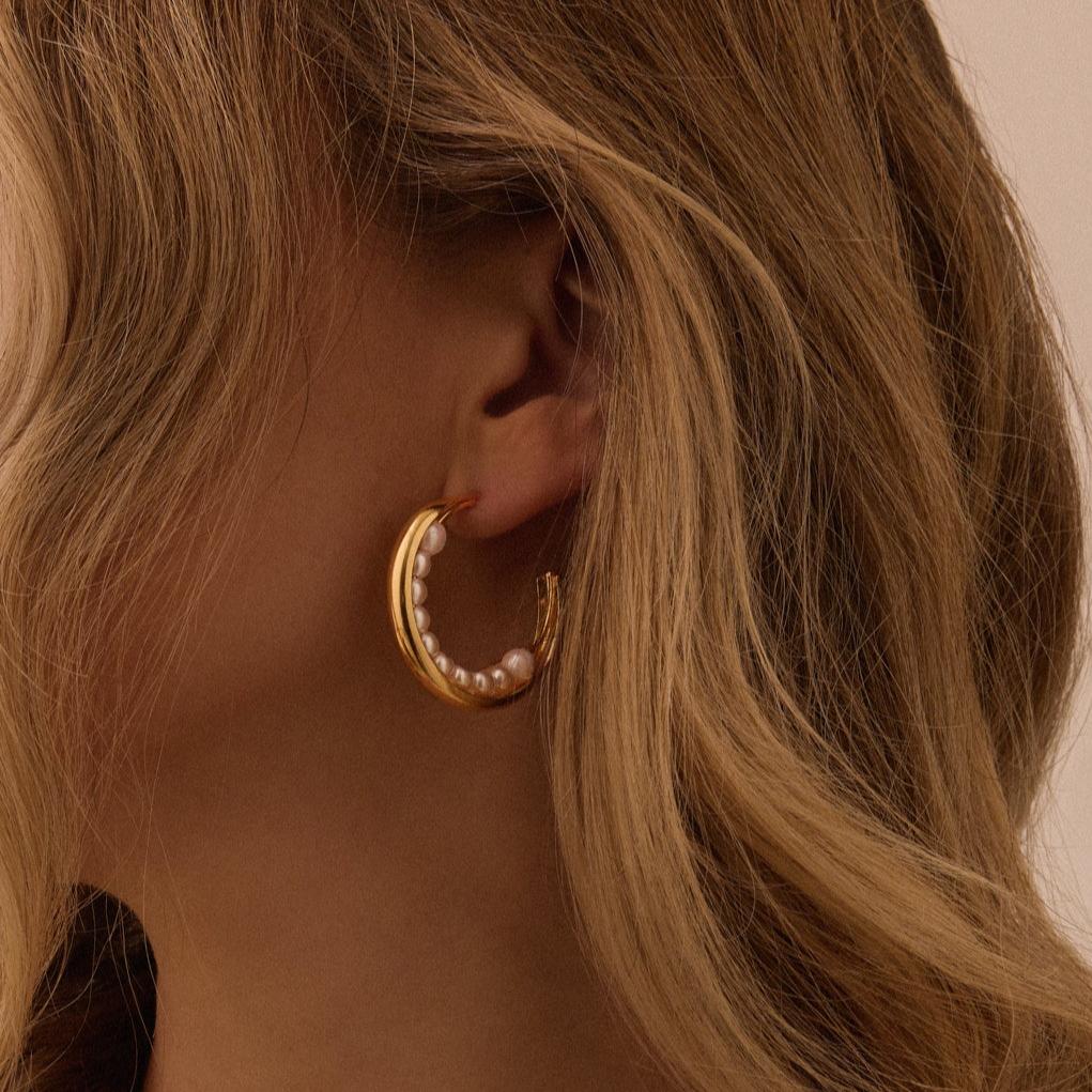 LUNA PEARL HOOPS, 14KT Gold Plated